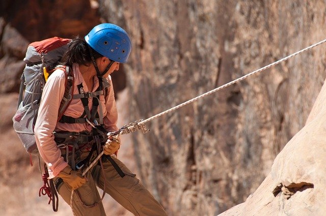 Rappelling